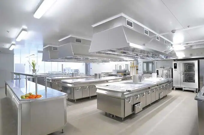 Mobiliário inox: trabalho da CAP Metalúrgica